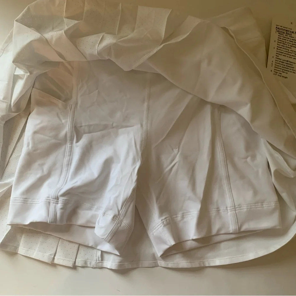 NWT Lululemon Asymmetrical Pleated Tennis Skirt, White, 2